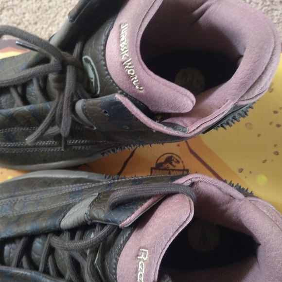 MEN SHOES - Picture 2 of 5